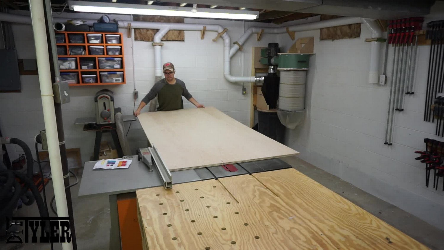 Ripping on the table saw